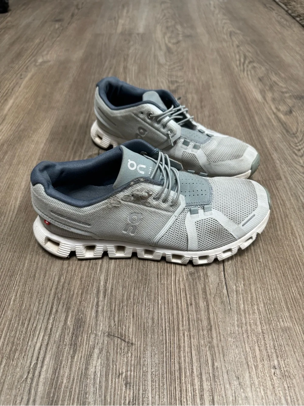 OnCloud cloud 6 women’s size 8